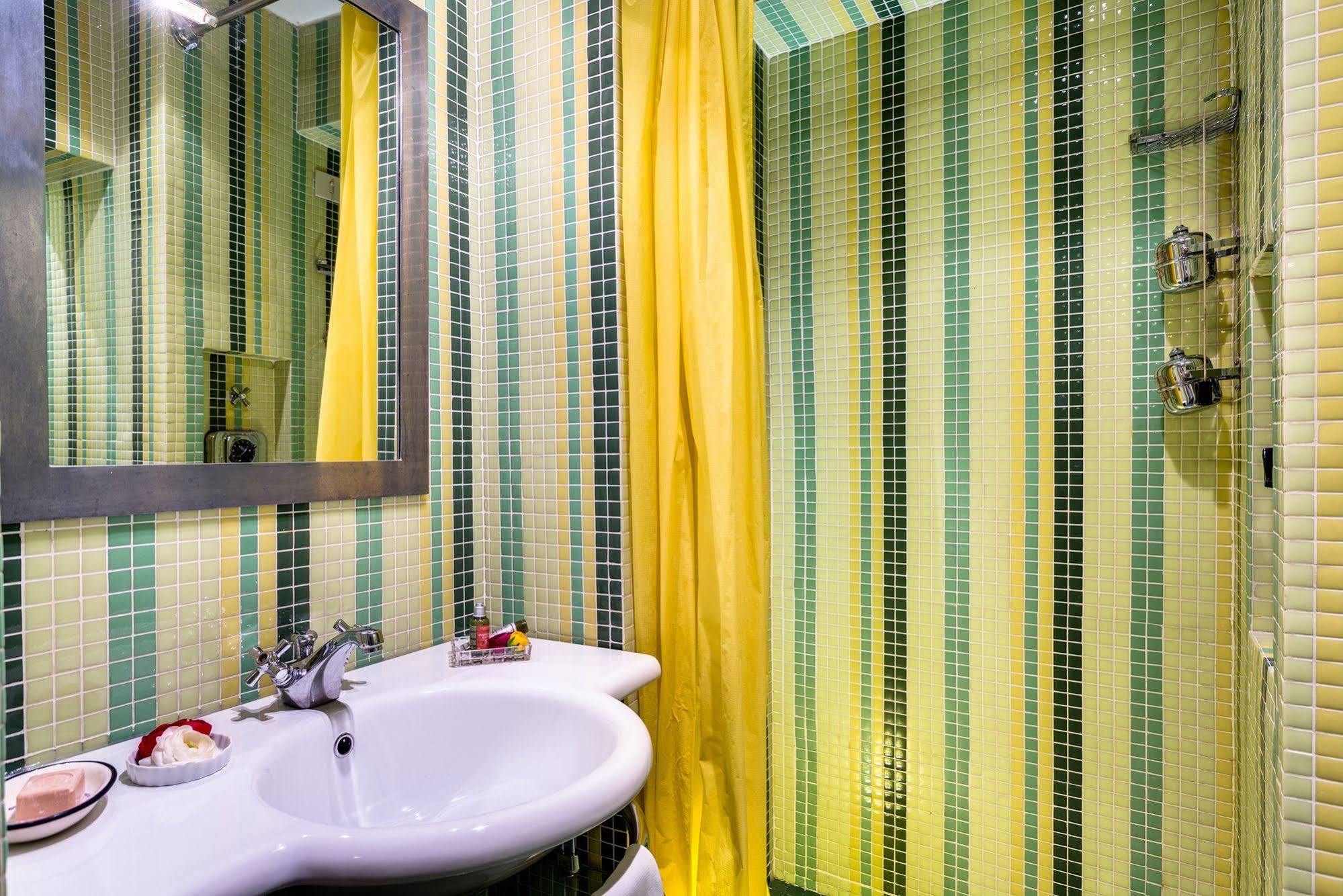Casa Heberart Guest House Sistina Rzym Zewnętrze zdjęcie